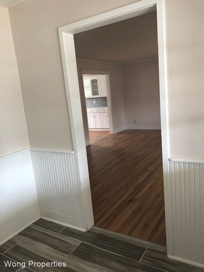 Building Photo - 4 br, 3.5 bath House - 8921 W Radcliff Pla...