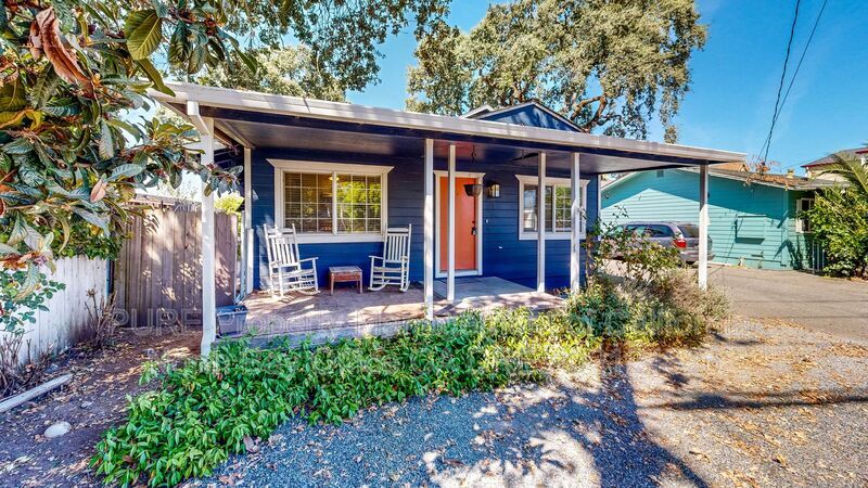 Foto principal - 1449 Corby Ave