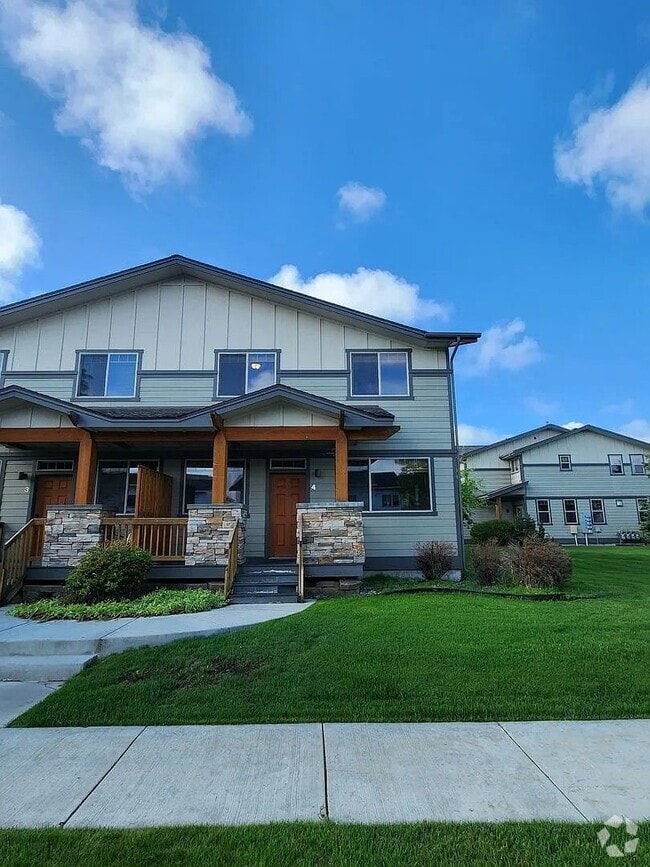 Building Photo - 2685 Typha Court