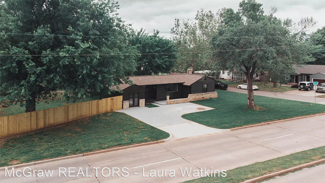 Building Photo - 3 br, 2 bath House - 4621 Riverside Drive