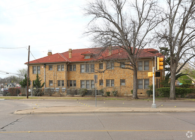 Building Photo - The Bryan Apartments