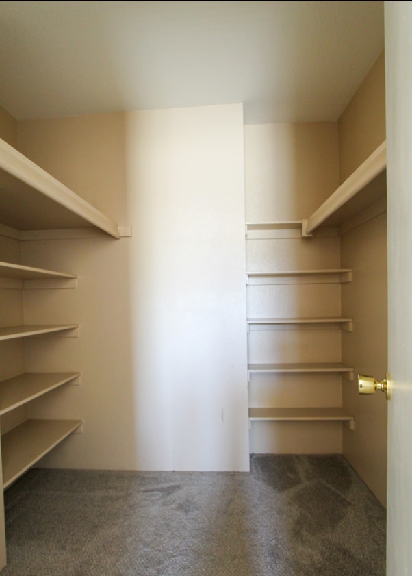 Building Photo - 5995 N 78th St