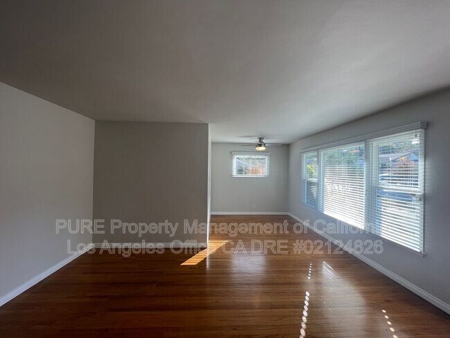 Foto del edificio - 22106 Redbeam Ave