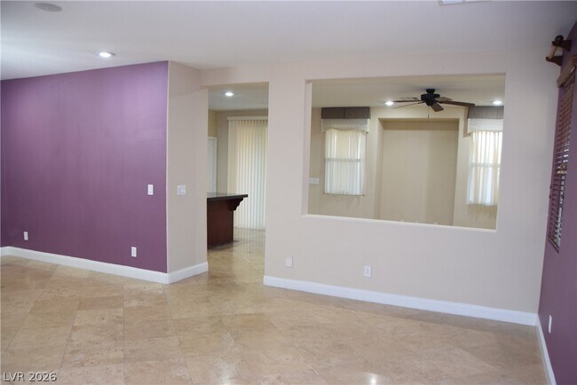 Foto del edificio - 60 Dark Creek Ave