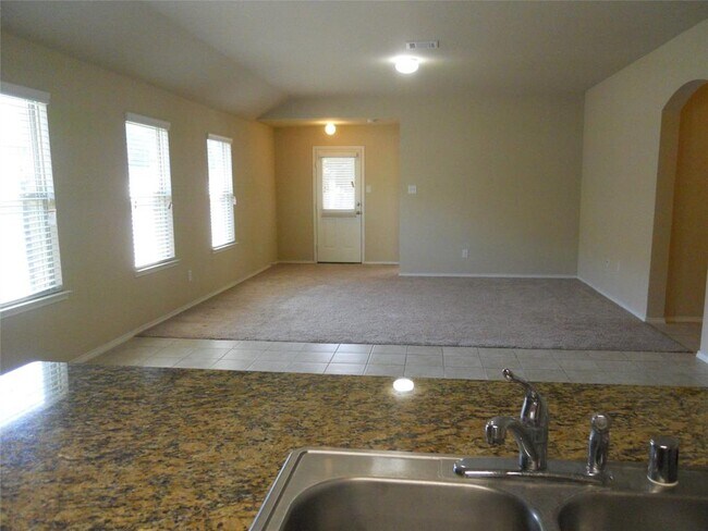 Building Photo - 1205 Jasper Crossing