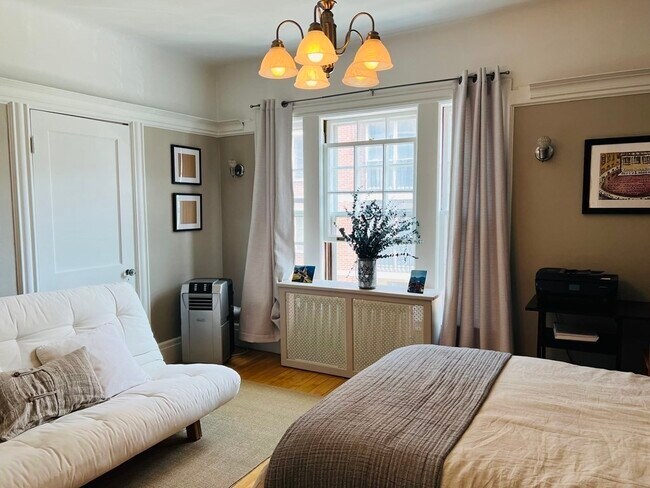 Foto del edificio - 1572 Massachusetts Ave