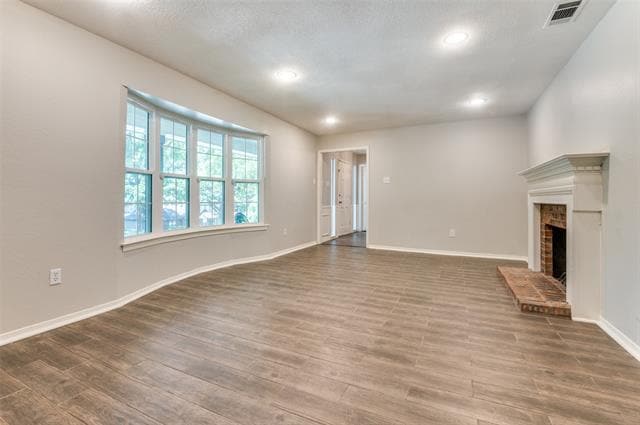 Building Photo - 2711 Lincoln Dr