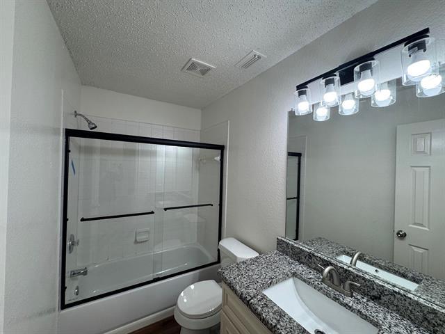 Foto del edificio - 7305 Marsland Ln