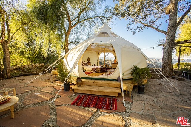 Foto del edificio - 2693 Old Topanga Canyon Rd
