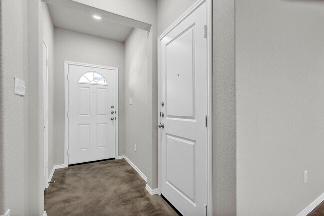 Foto del edificio - 7239 Converse Ridge Ln