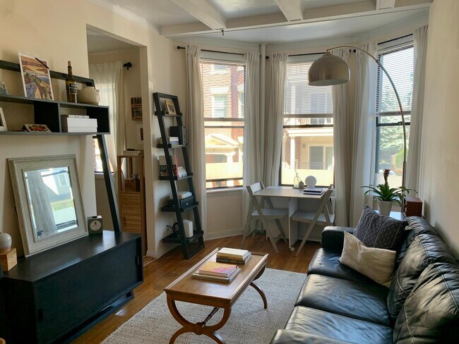 Building Photo - 26 Commonwealth Ter