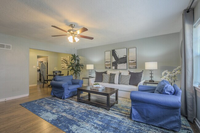 Foto del edificio - 4108 Clark Ave