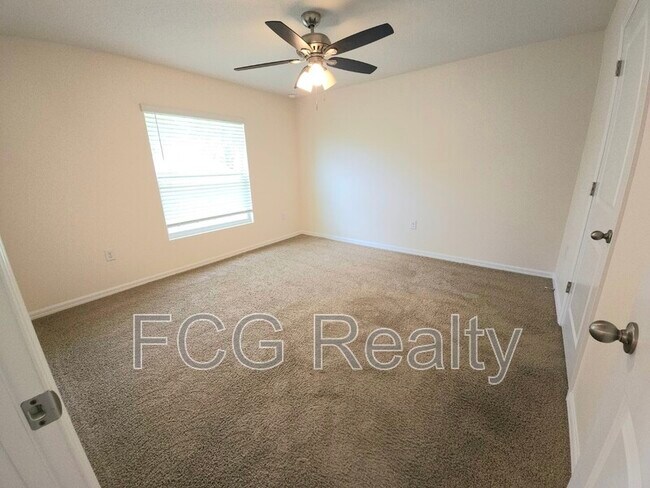 Building Photo - 120 Hickory Crse Trl