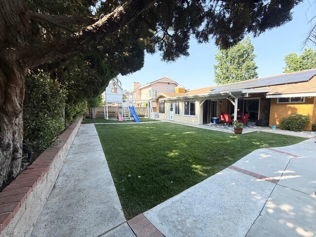Building Photo - 25769 Miguel Ct