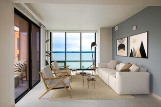 Interior Photo - NoVo