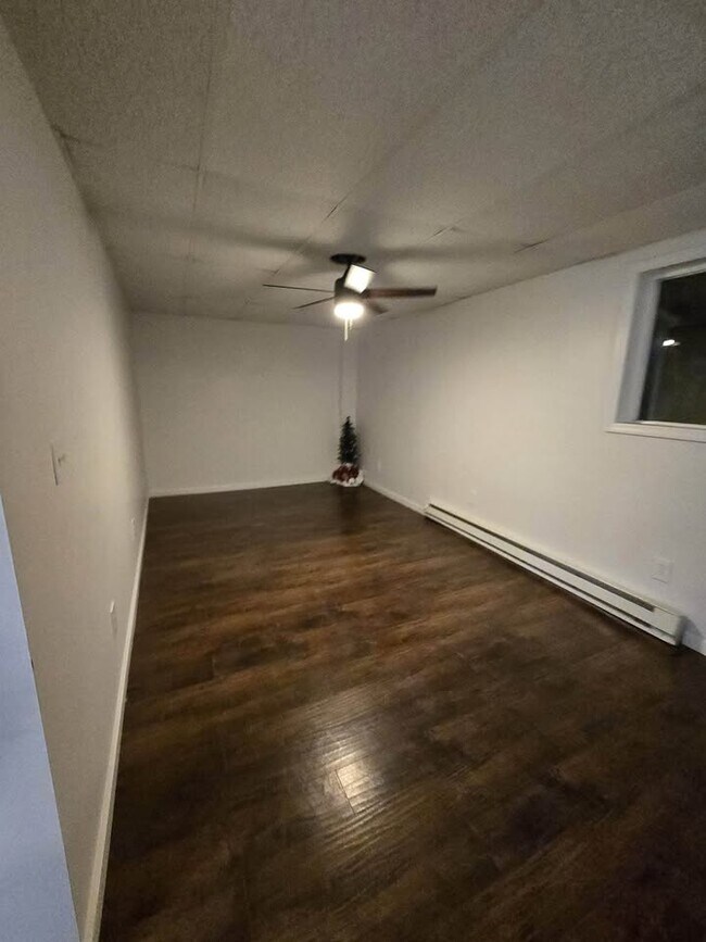 Foto del edificio - 235-237-237 Main St