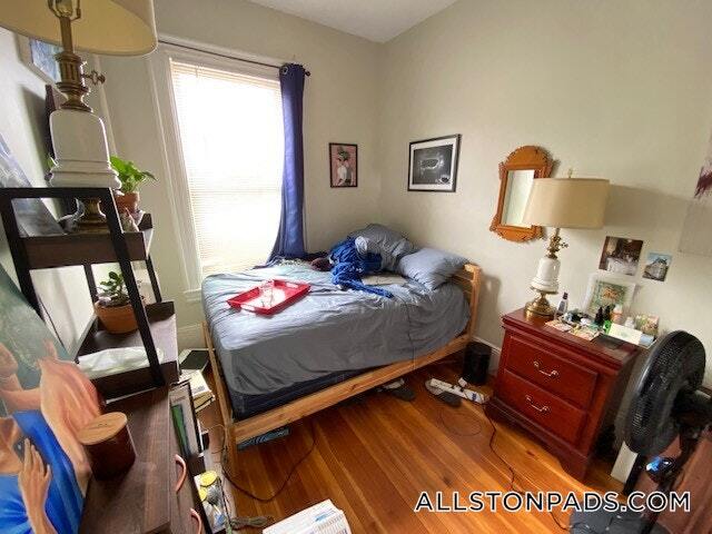 Foto del edificio - 77 Easton St