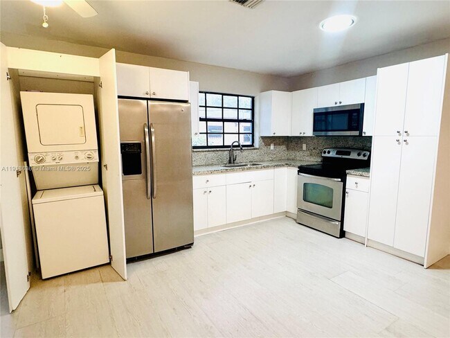 Foto del edificio - 1152 NW 127th St