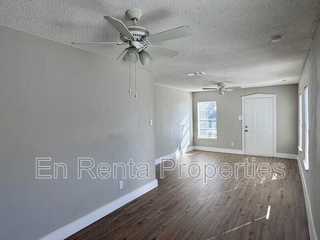 Foto del edificio - 716 W Broadus St
