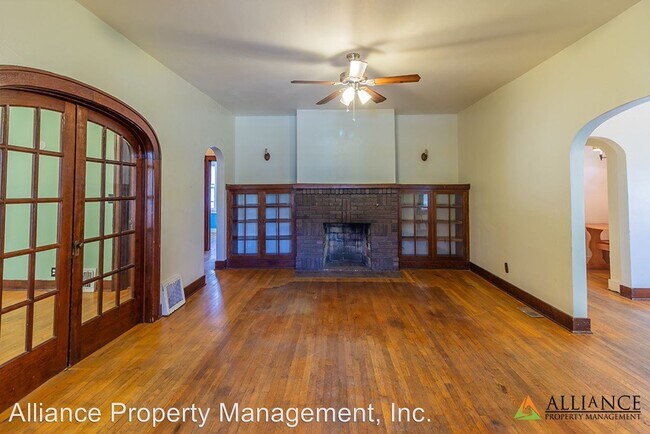 Building Photo - 4 br, 2 bath House - 1406 Houston St.