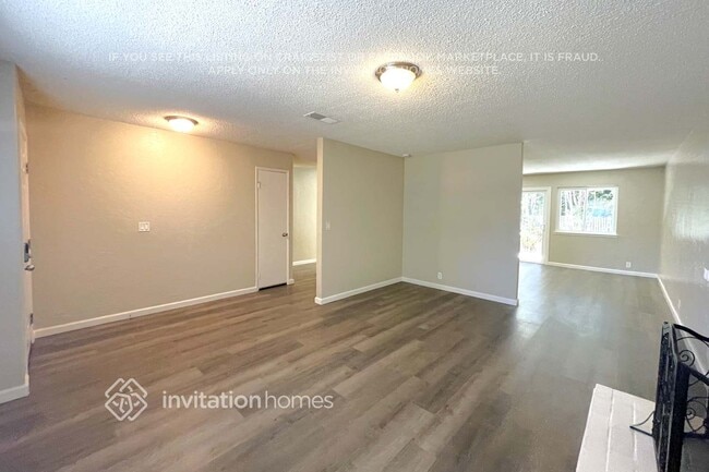 Building Photo - 361 Inverness Dr