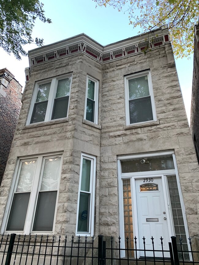 Foto del edificio - 2930 W Polk St