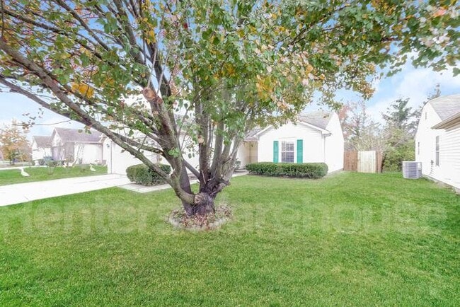 Building Photo - **RENT SPECIAL & PRICE DROP!** Newly Renov...