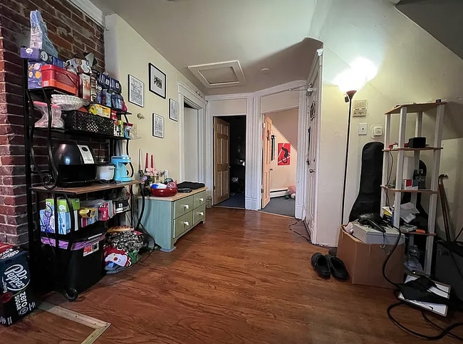 Foto del edificio - 381 Forest Ave