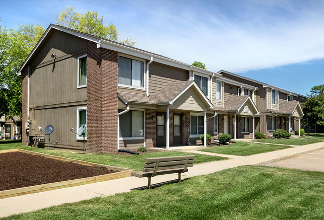 Crystal Ridge Apartments - Davenport, IA | Apartments.com