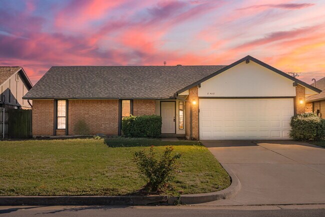 Foto del edificio - 8408 NW 109th St