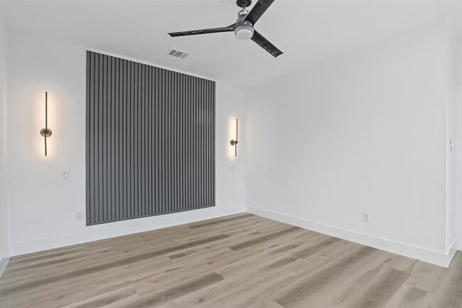 Foto del edificio - 2701 Birmingham Ave