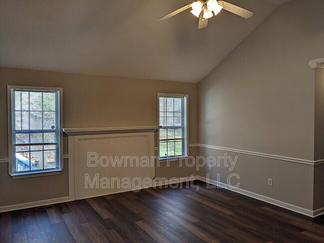 Foto del edificio - 1140 Hunter Trail