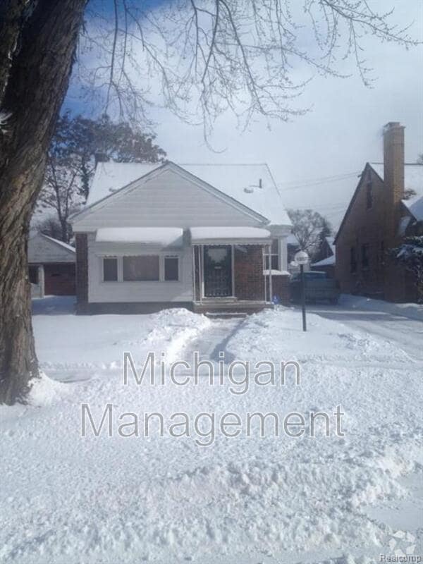 Building Photo - 13570 Grandmont Ave