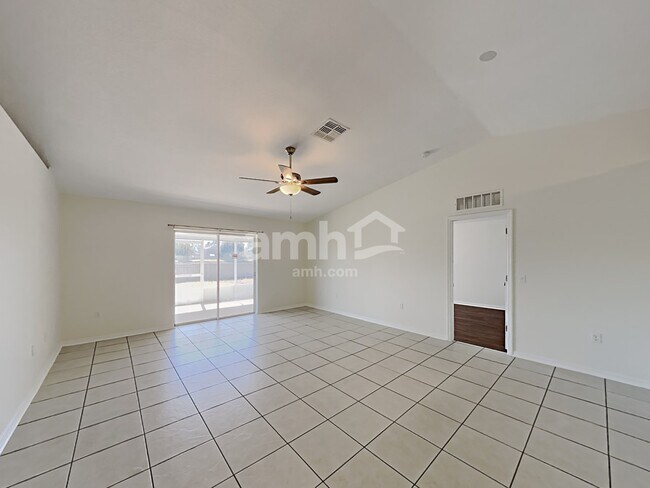 Foto del edificio - 5060 Preserve Boulevard