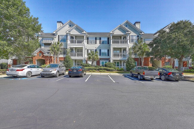 Building Photo - 1 bedroom unit in the Concord West of the ...