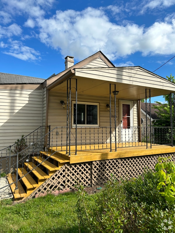 Building Photo - 1031 7th St