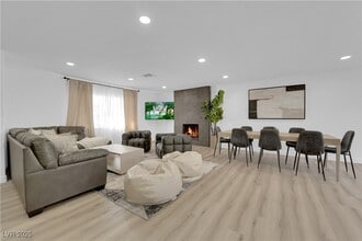 Building Photo - 1705 Battle Creek Cir