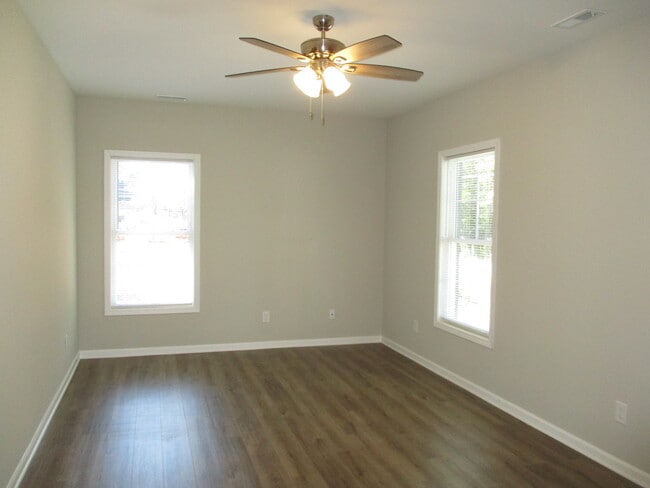 Building Photo - 91 Cunningham Rd