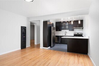 Building Photo - 1688 Sutter St