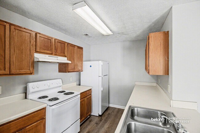Foto del edificio - 5876 Strathmoor Manor Cir