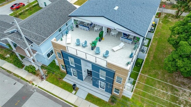 Building Photo - 527 N Garden Ave