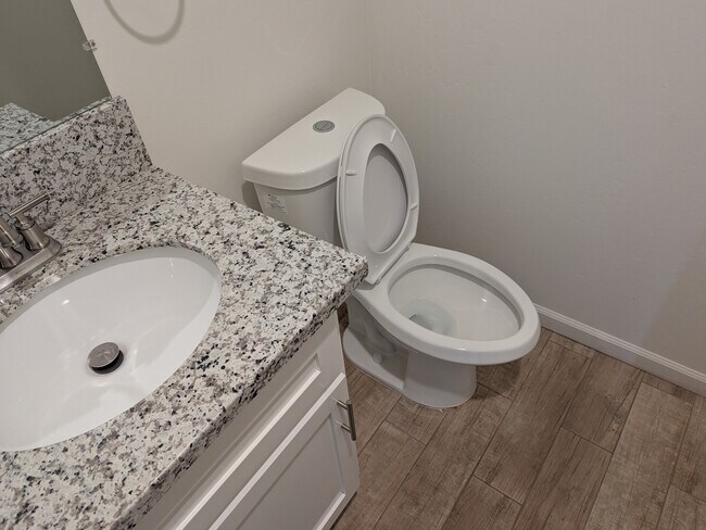 Foto del edificio - 324 Sycamore Dr