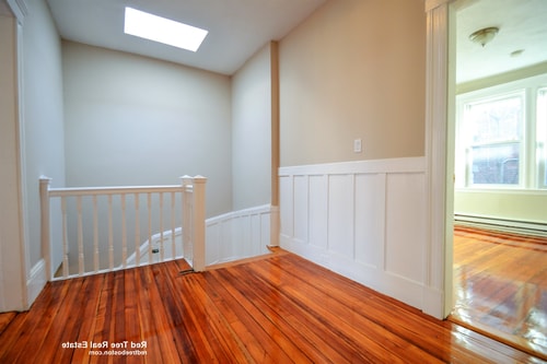 Building Photo - 5 Ayr Rd