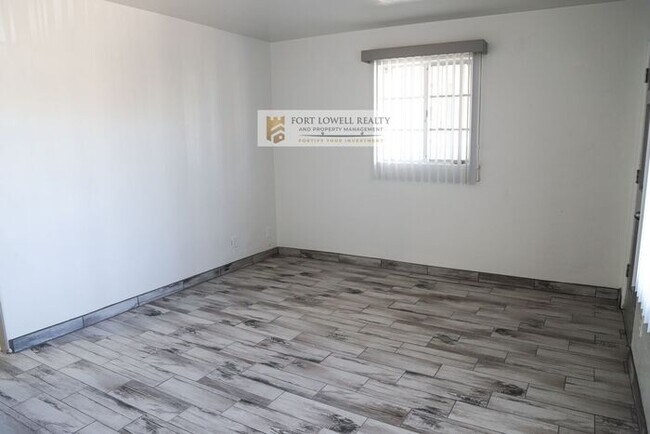 Foto del edificio - 3 bedroom 2 bathroom