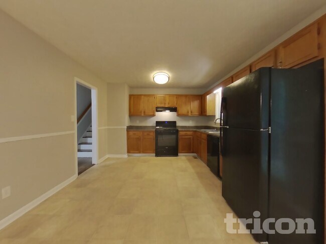 Building Photo - 4021 Wylie Ln