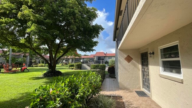 Foto del edificio - 1050 NW 13th St