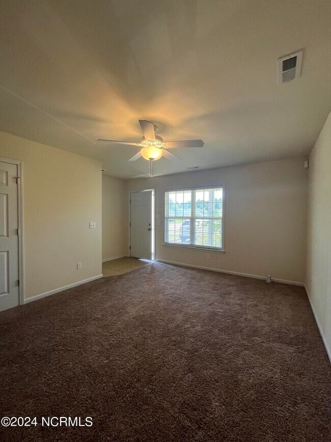 Building Photo - 311 Caldwell Loop