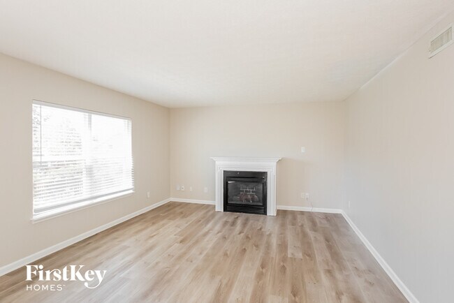 Building Photo - 5815 Bluestem Ct