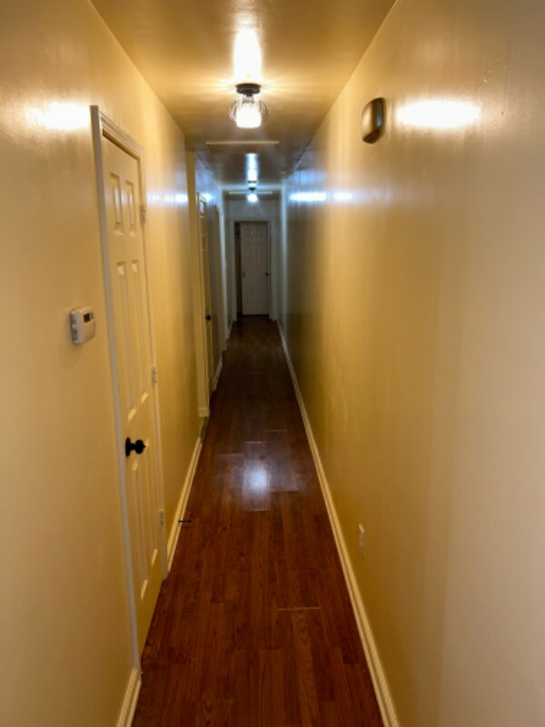 Building Photo - 7710 W Laverne St