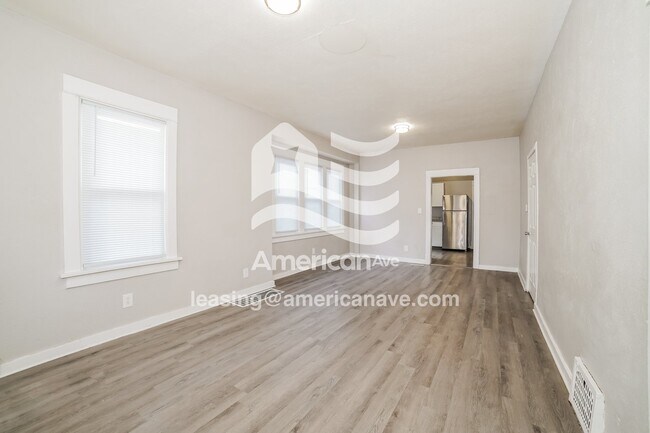 Foto del edificio - 1915 N Ashley Ct